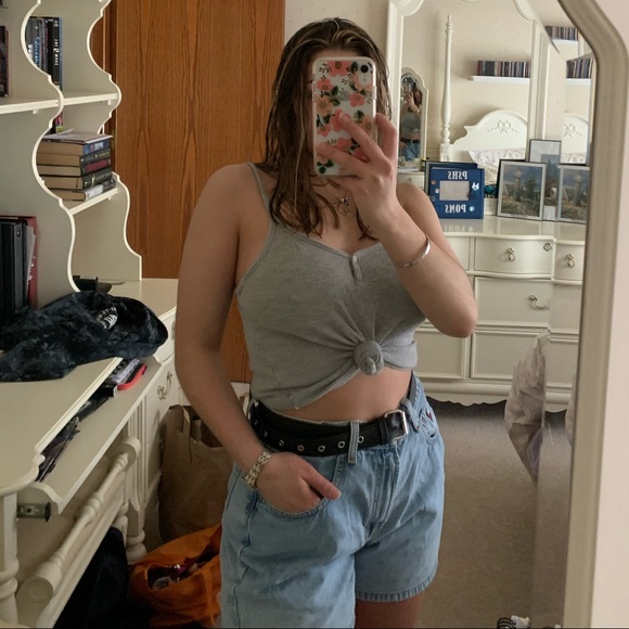 Trendy basic grey cami - Picture 3 of 4